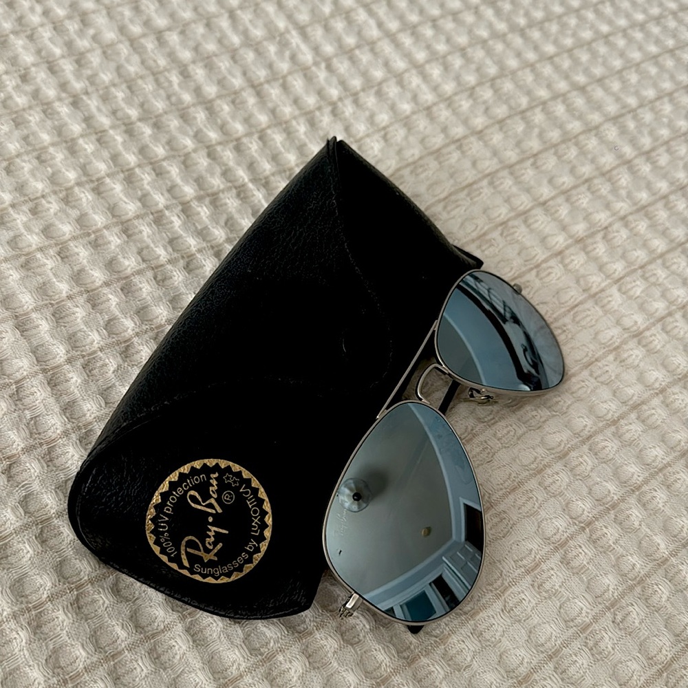 Rayban mirrored aviator sunglasses